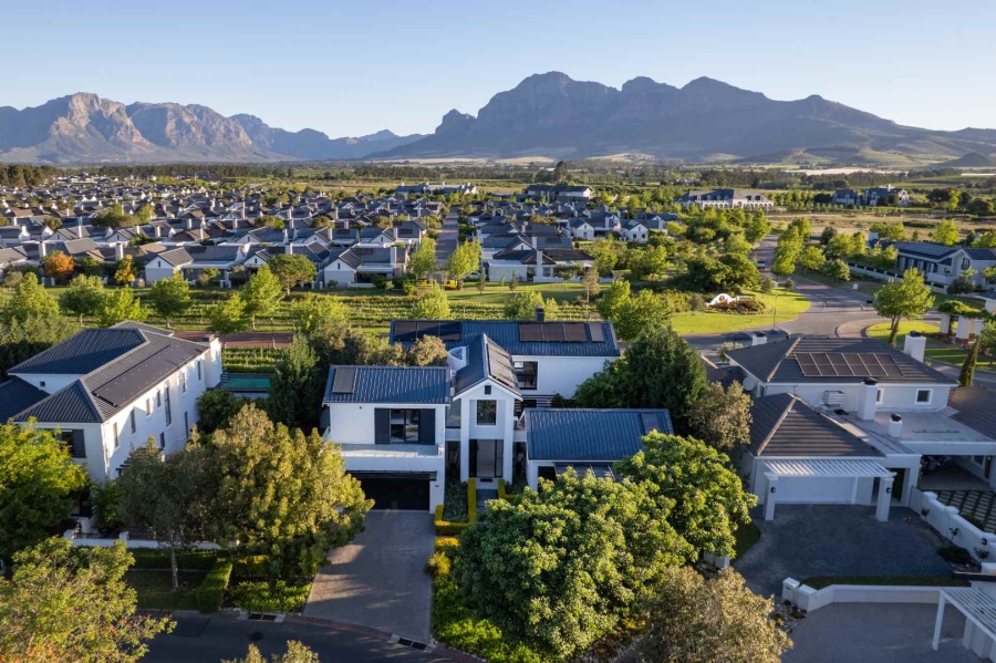 3 Bedroom Property for Sale in Val De Vie Estate Western Cape
